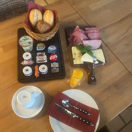 Wirtshaus Am Niederntor Hotel Blomberg  Bagian luar foto